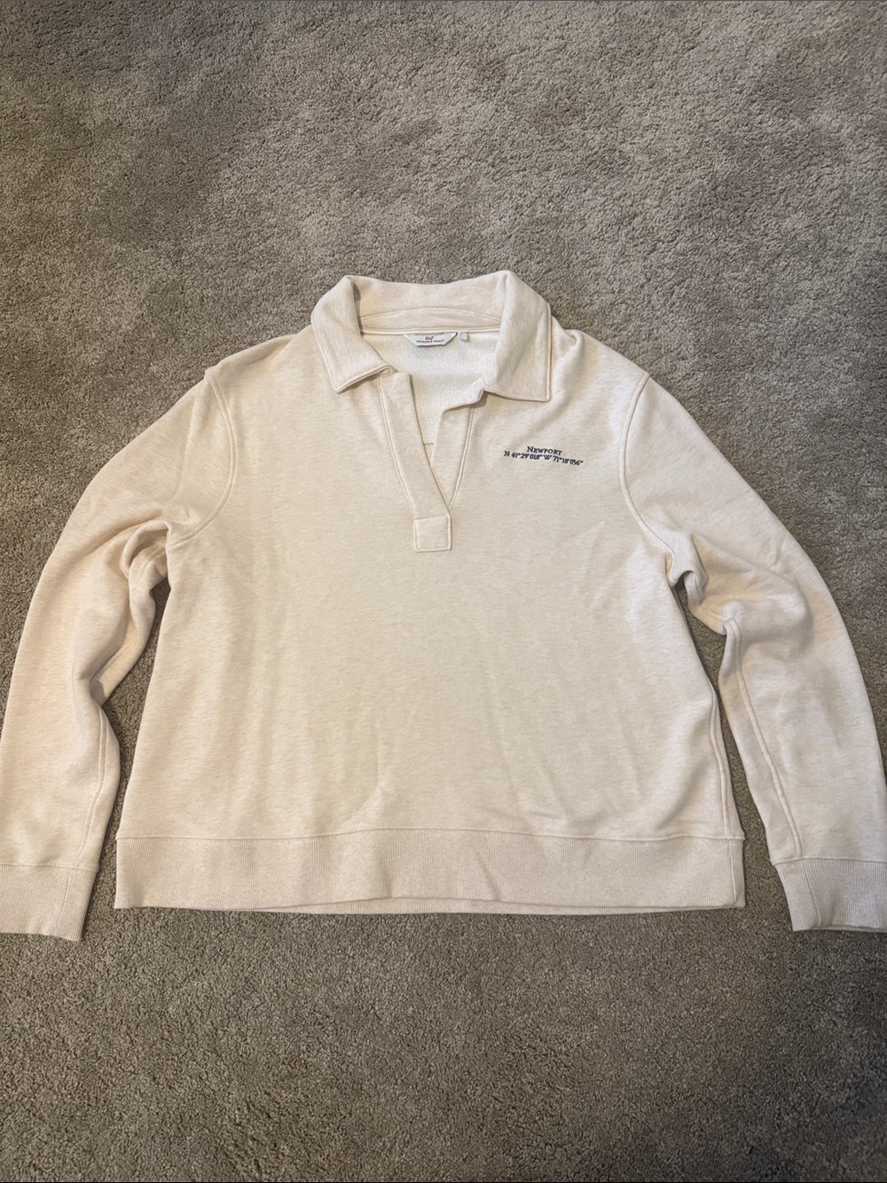 Vineyard Vines Newport RI- Cream Collared V‑Neck Pullover Sweater- size large